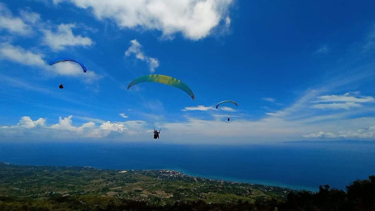 paragliding